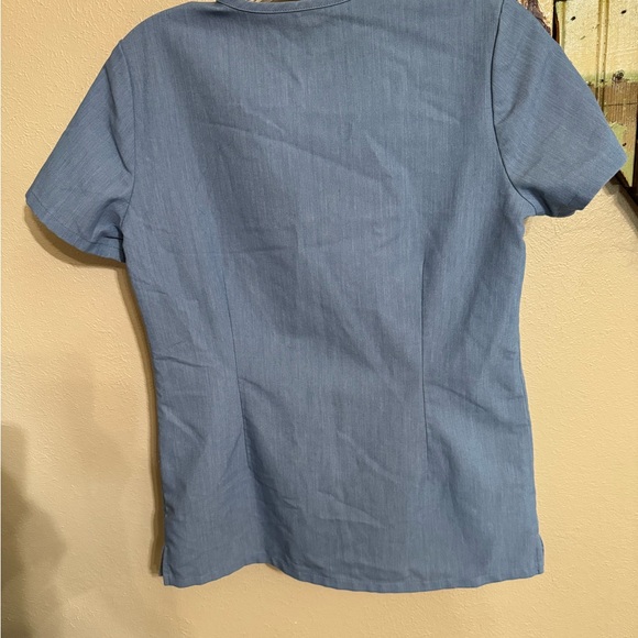 Figs Heather Indigo Denim Casma top-XXS - Picture 2 of 3